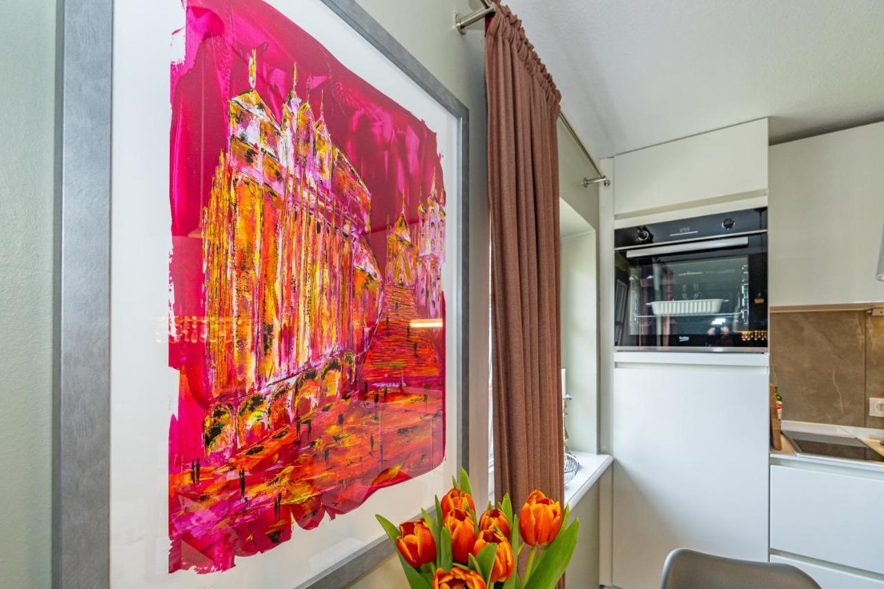 Gemuetliche Wohnung Unter Reet Mit Pool Und Sauna In 카이톰 외부 사진